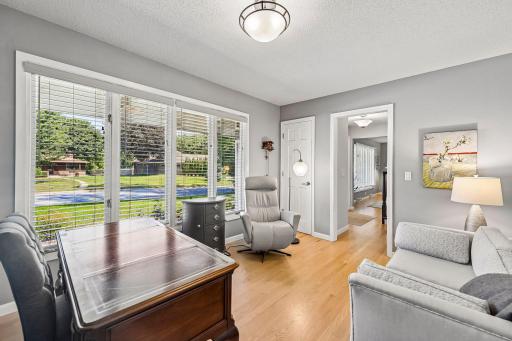 5551 W 93rd Street, Minneapolis, MN 55437