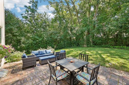 5551 W 93rd Street, Minneapolis, MN 55437