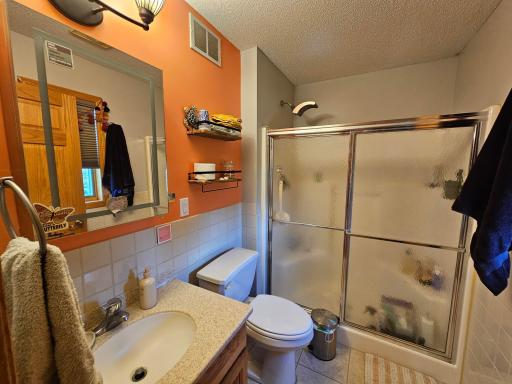 712 Mlinar Avenue, Spring Valley, MN 55975