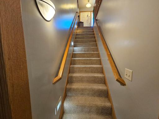 712 Mlinar Avenue, Spring Valley, MN 55975