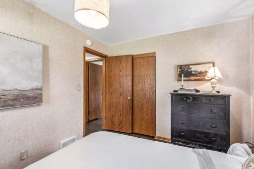 7335 17th Avenue S, Minneapolis, MN 55423