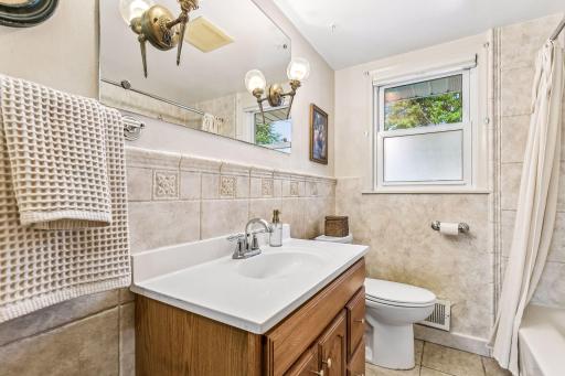 7335 17th Avenue S, Minneapolis, MN 55423