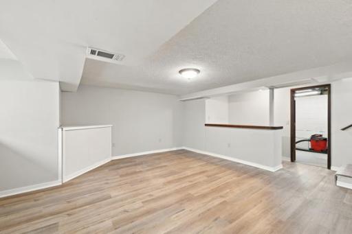 928 2nd Avenue E, Shakopee, MN 55379