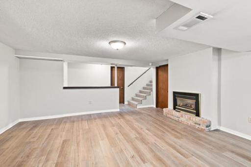 928 2nd Avenue E, Shakopee, MN 55379
