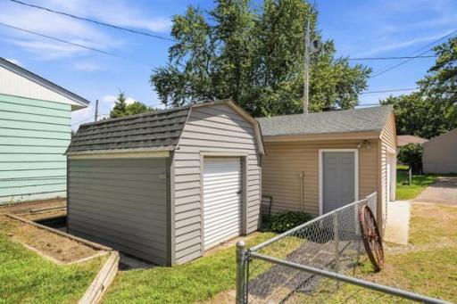928 2nd Avenue E, Shakopee, MN 55379