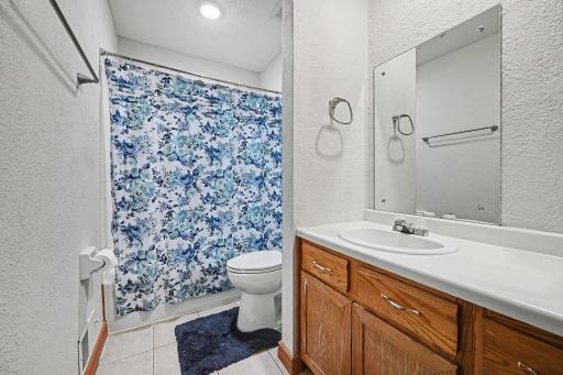 4920 Grenwich Trail N, Saint Paul, MN 55128