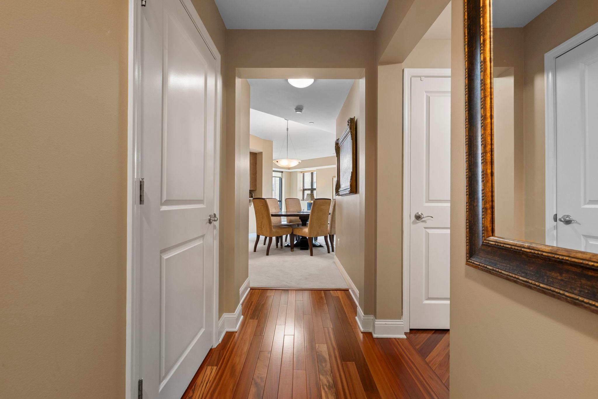 11-web-or-mls-100 3rd Ave S 705-12.jpg