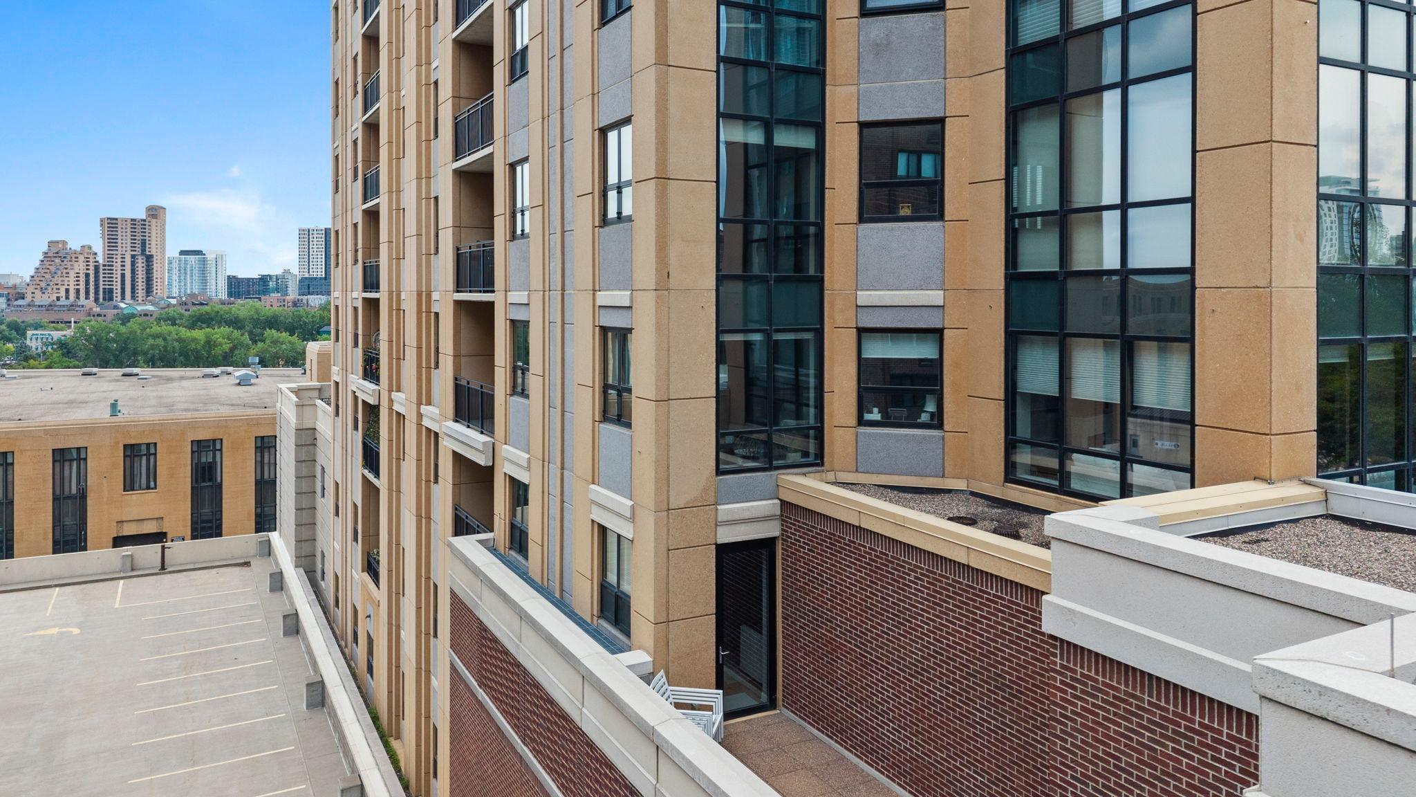 82-web-or-mls-100 3rd Ave S 705-255.jpg