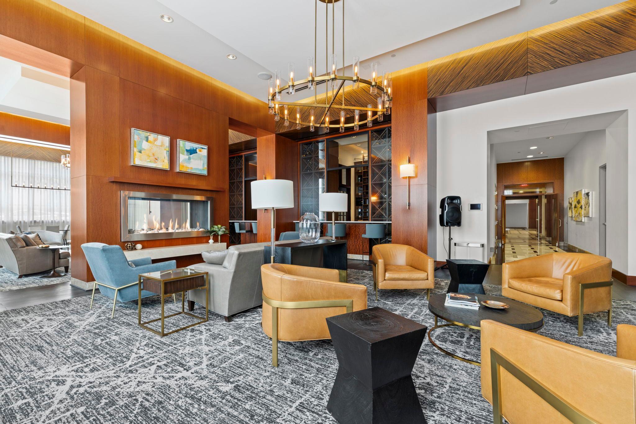 58-web-or-mls-100 3rd Ave S 705-153.jpg