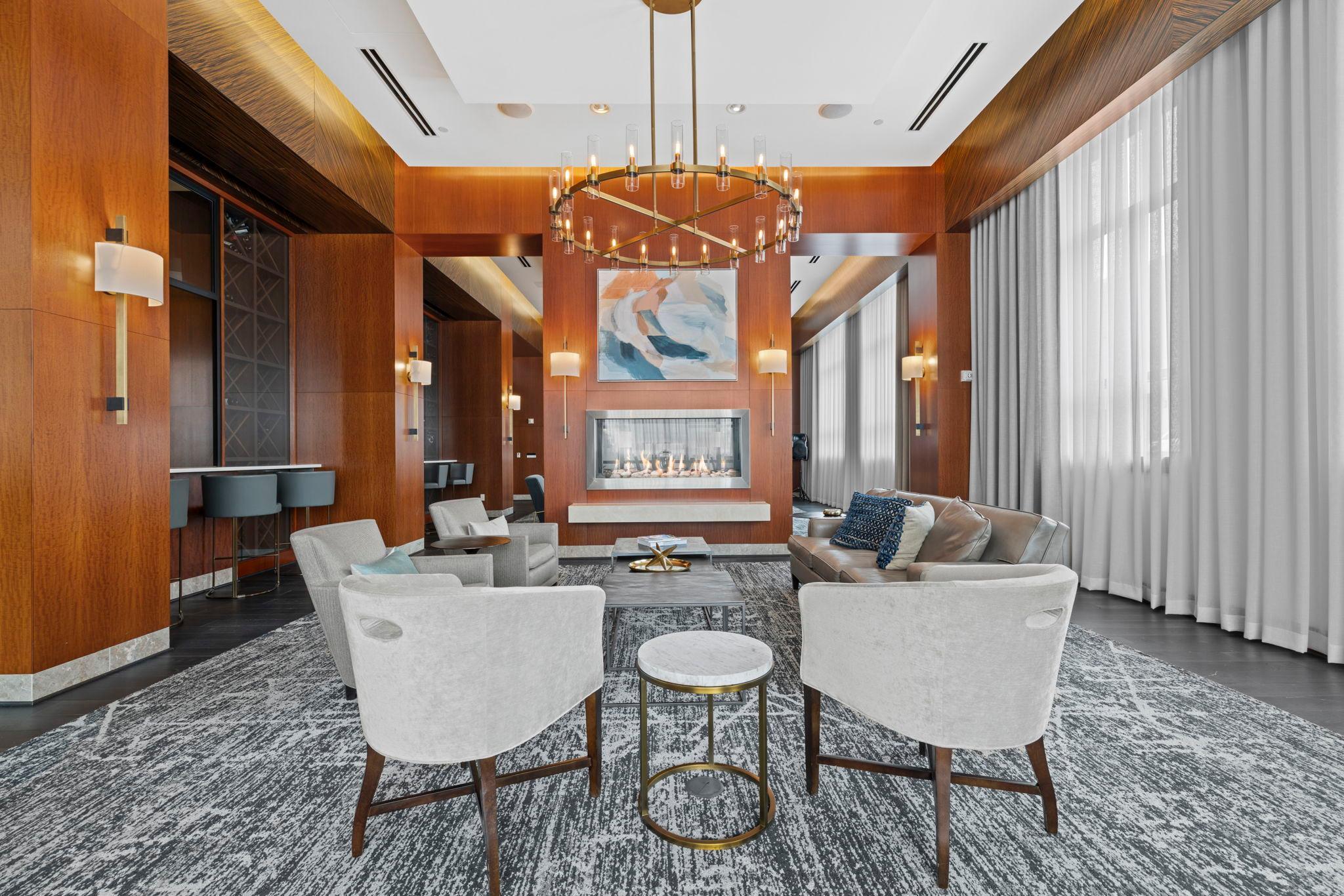 60-web-or-mls-100 3rd Ave S 705-159.jpg
