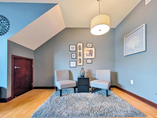 308 E 18th Street, 305, Minneapolis, MN 55404