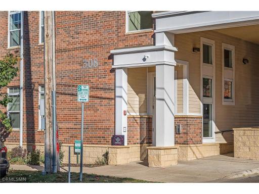 308 E 18th Street, 305, Minneapolis, MN 55404