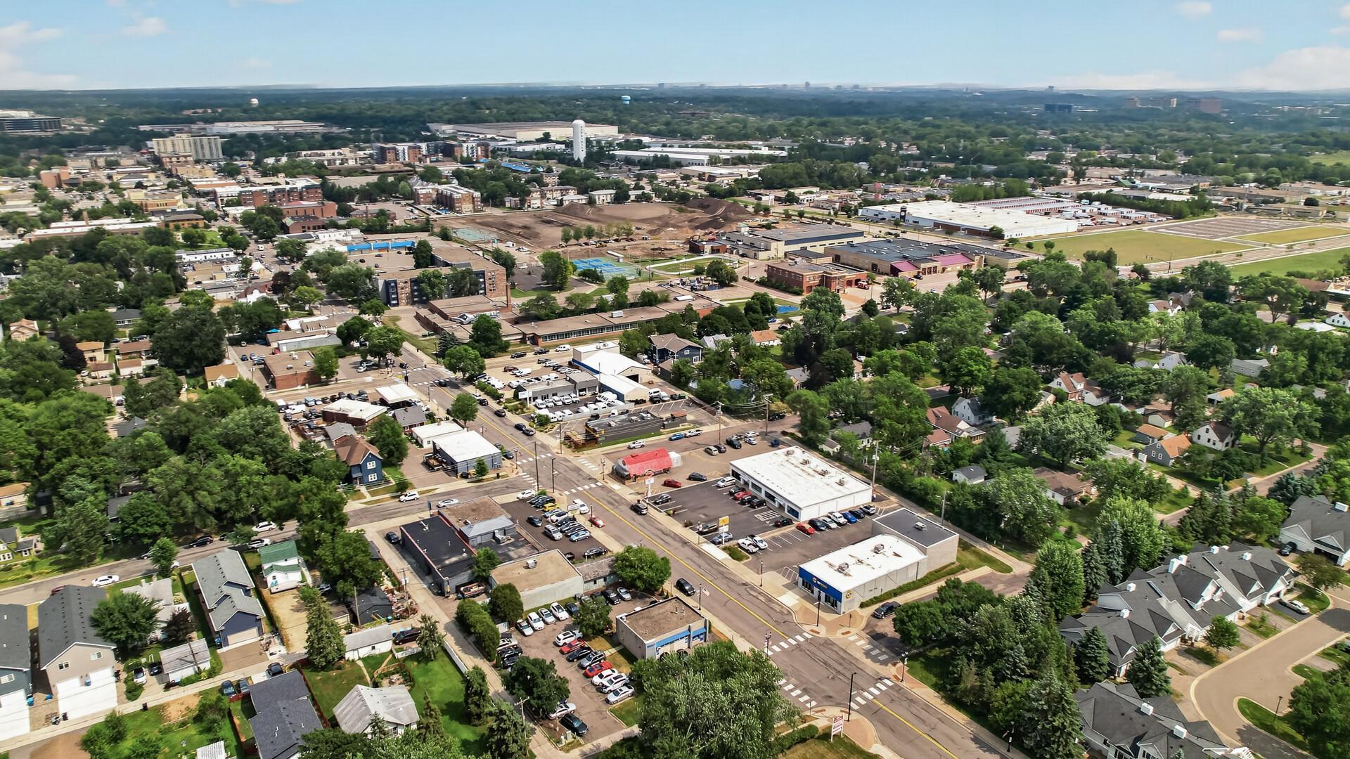 Downtown Hopkins - restaurants, breweries, bowling, boutiques and more!