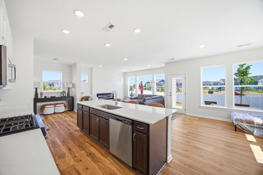 Beautiful Windows with natural light filling the rooms!