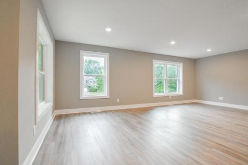 5432 Rowland Rd, Minnetonka, MN 55343