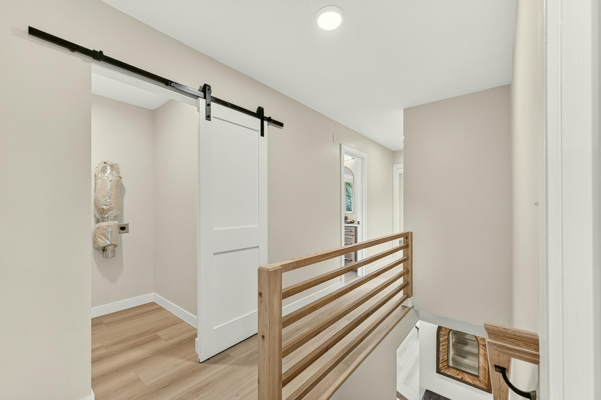 Laundry Upper Level