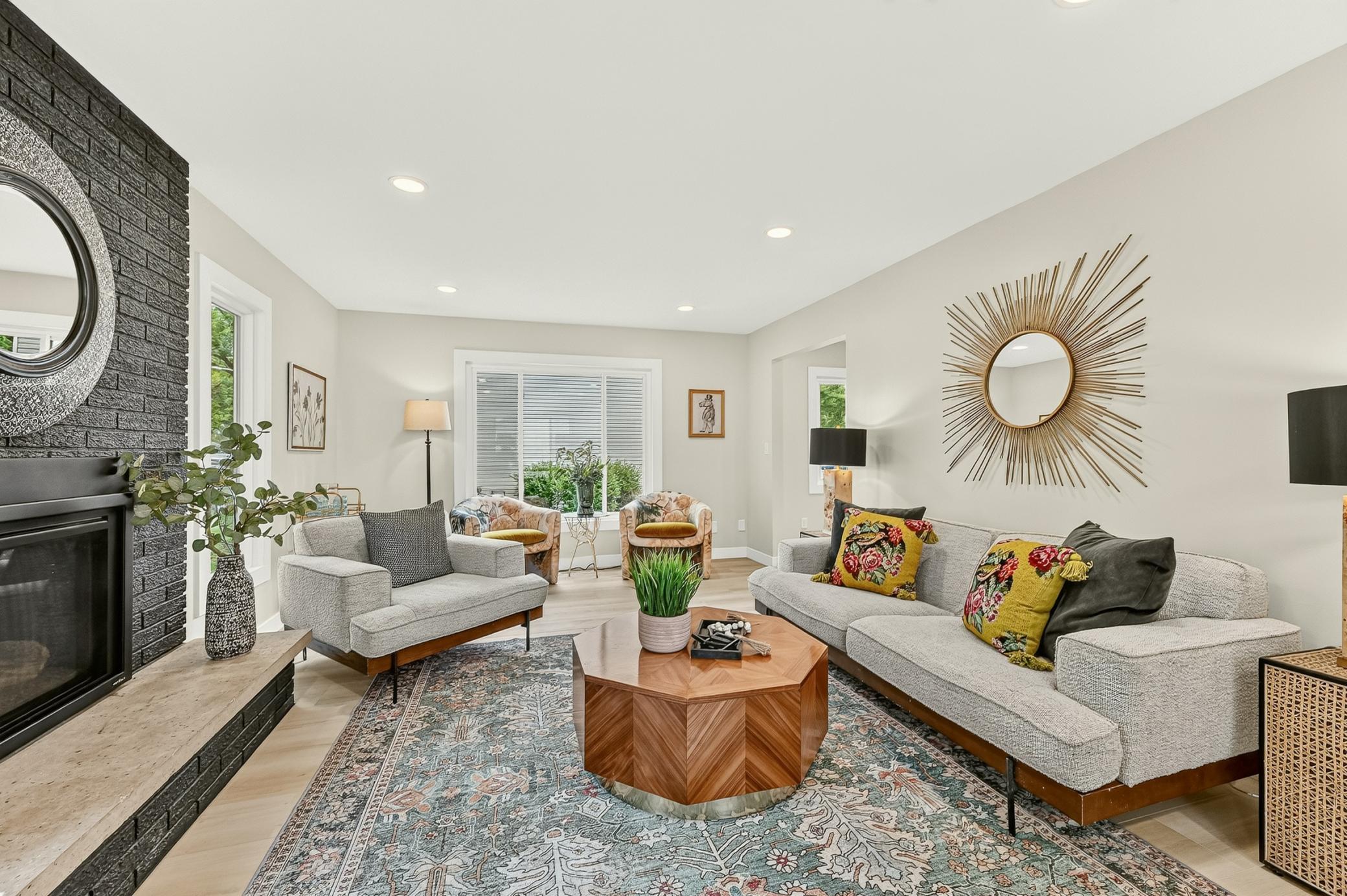 Living Rm