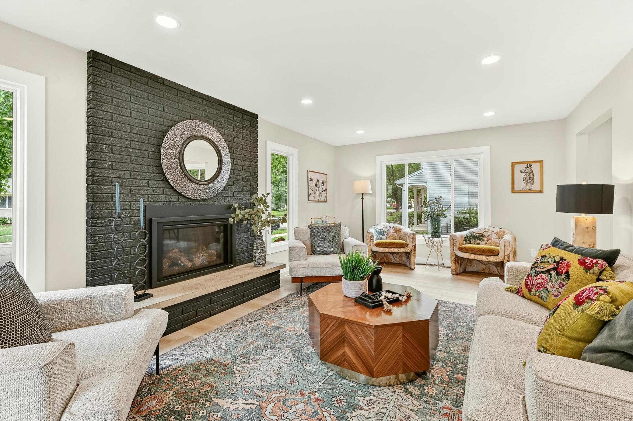 Living Rm