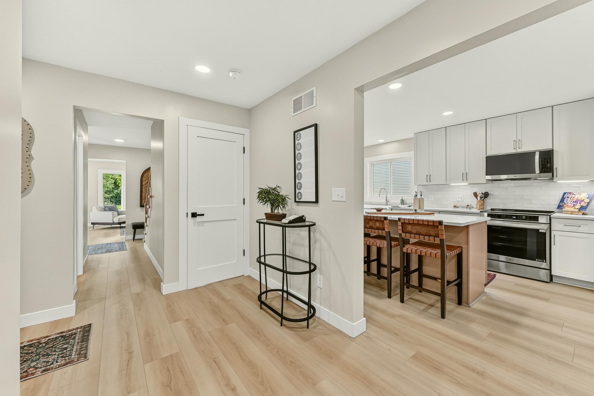 Garage Foyer
