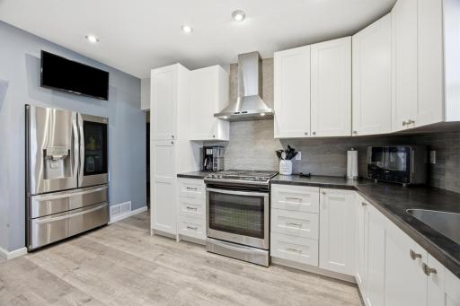 204 4th Avenue E, Ada, MN 56510