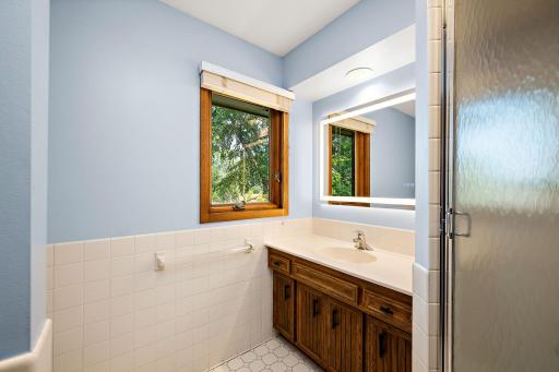 12050 48th Avenue N, Minneapolis, MN 55442