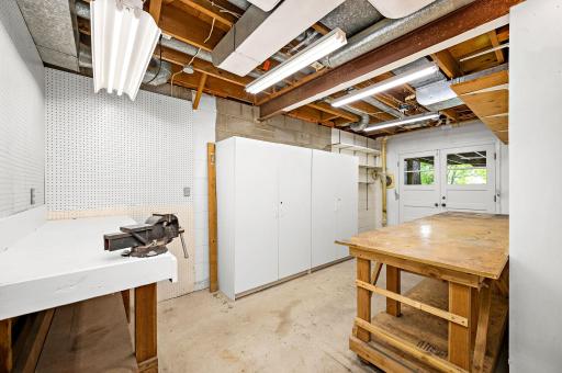 12050 48th Avenue N, Minneapolis, MN 55442
