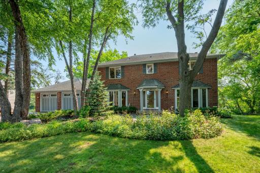 12050 48th Avenue N, Minneapolis, MN 55442