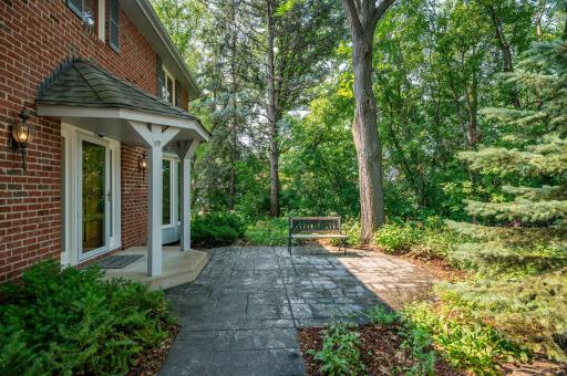12050 48th Avenue N, Minneapolis, MN 55442