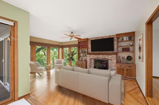 12050 48th Avenue N, Minneapolis, MN 55442