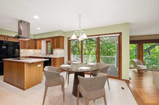 12050 48th Avenue N, Minneapolis, MN 55442