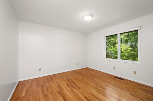 12050 48th Avenue N, Minneapolis, MN 55442