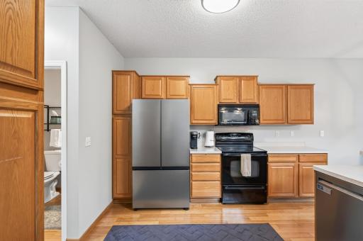 637 Crane Creek Lane, Eagan, MN 55121
