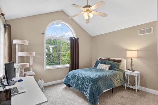 637 Crane Creek Lane, Eagan, MN 55121