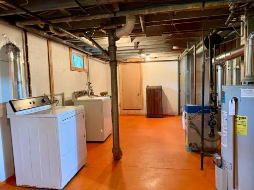 22-Basement utility and laundry room.jpeg
