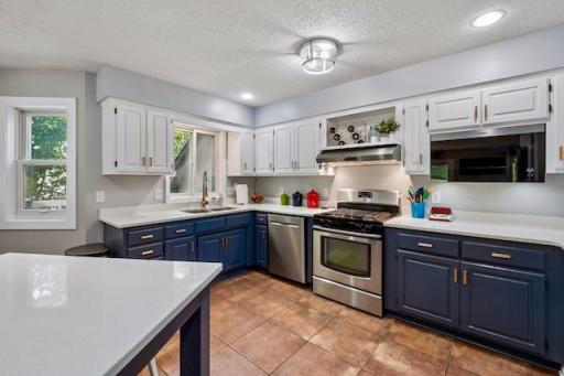 The beautiful Quartz Counters and Island sparkle