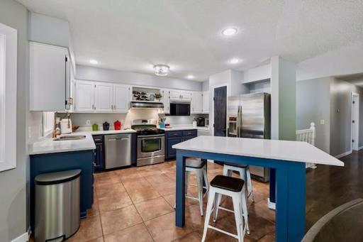 Recessed lighting is sooo clean looking!