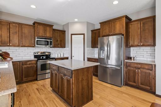 Newer appliances and walk-in pantry