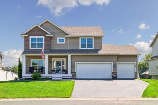 19806 Dover Drive, Farmington, MN 55024