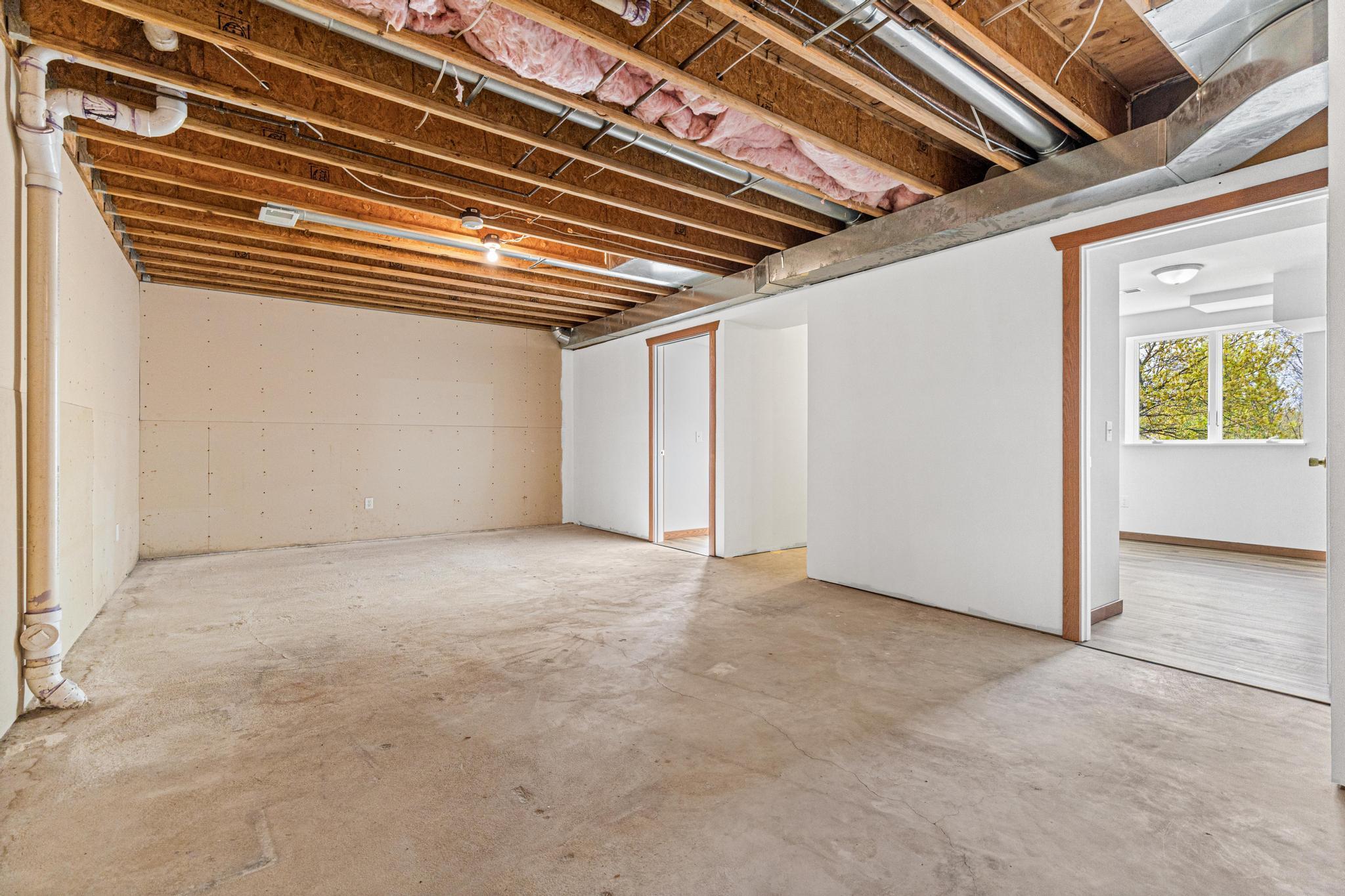 8304 180th Street W-31.jpg