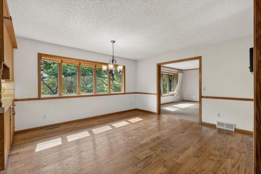 17991 Natchez Avenue, Prior Lake, MN 55372