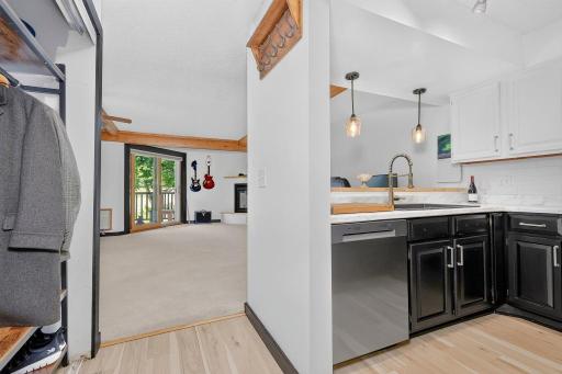 536 Quadna Mountain Road, Hill City, MN 55748