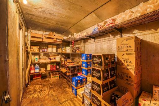 Walk in Cooler for Storage
Welcome to The Big Winnie Bar and Cafe located in Bena, Minnesota Just off of Highway 2.
