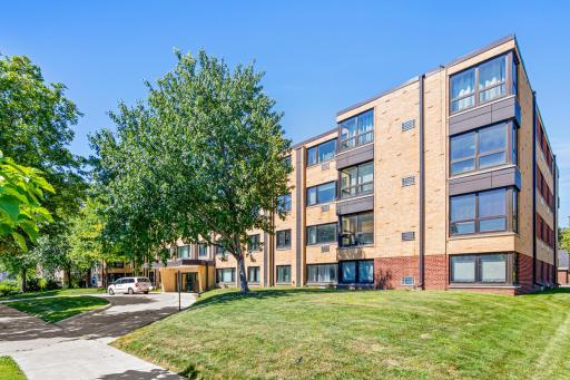 2500 Blaisdell Avenue, 409, Minneapolis, MN 55404