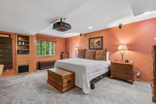 4805 Iris Alcove, Saint Paul, MN 55127