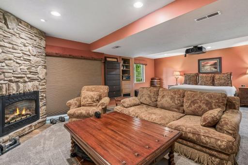 4805 Iris Alcove, Saint Paul, MN 55127