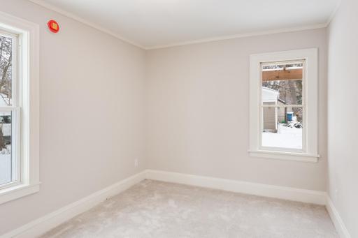 4158 Zane Avenue N, Minneapolis, MN 55422