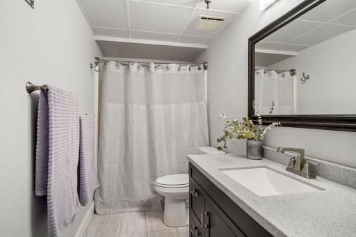 Minneapolis, MN 55401