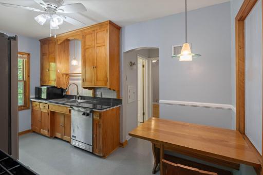 Minneapolis, MN 55414