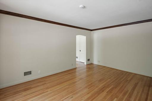 Minneapolis, MN 55414