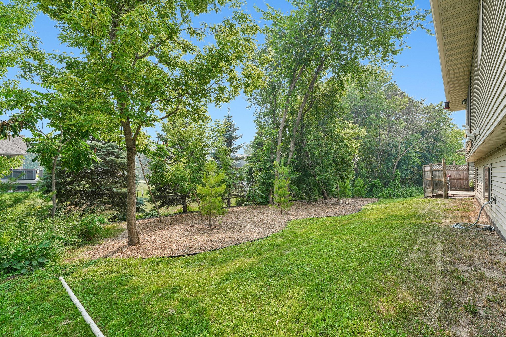 46-web-or-mls-209th St N-S1707-046.jpg